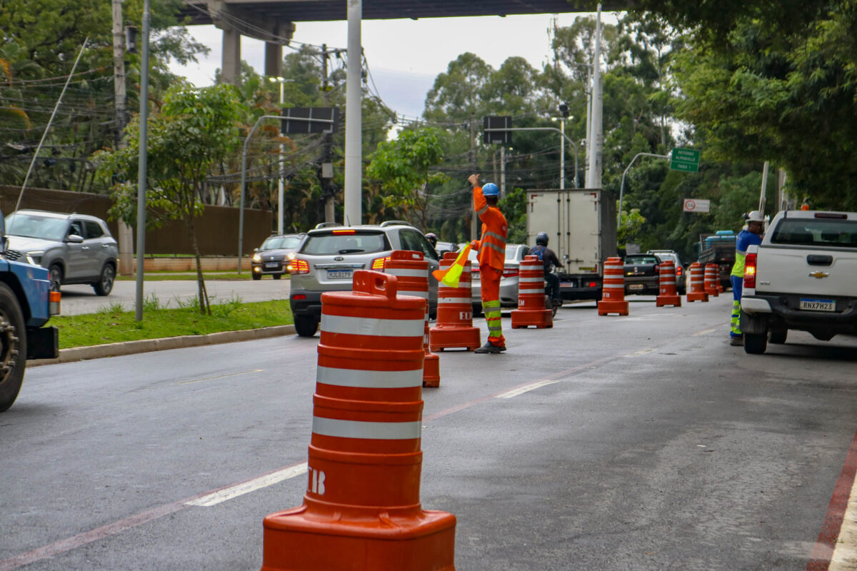 obras Castello Branco Barueri Alphaville trânsito