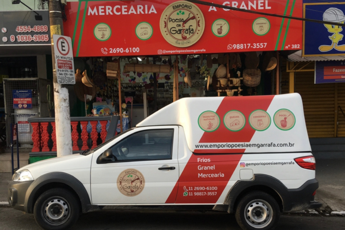Empório Poesia em Garrafa