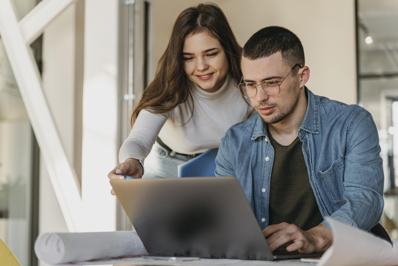 7 programas de estágio para estudantes entrarem no mercado de trabalho