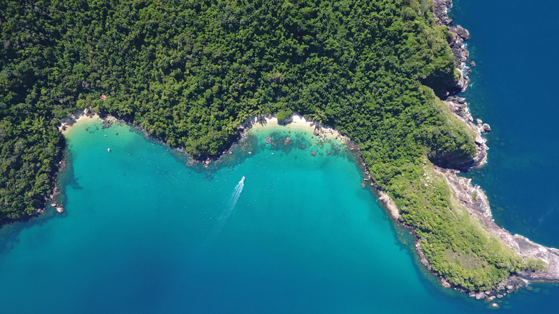 Ilhas do Litoral Norte de SP proporcionam experiências únicas no verão