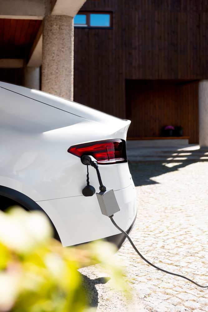 Recarga de carros elétricos em edificações: confira novas regras dos Bombeiros de SP